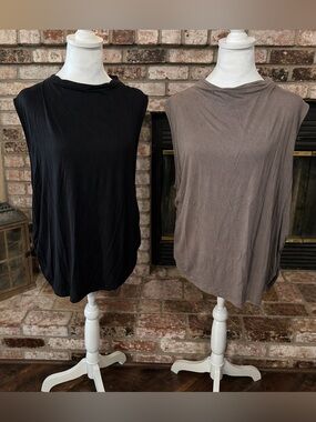 Set of 2 GAP Women's Sleeveless Luxe T Tank Tops - Black & Taupe